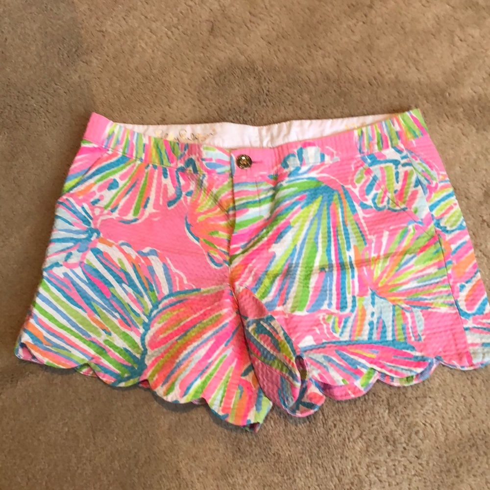 COPY - Lilly Pulitzer buttercup shorts size 12